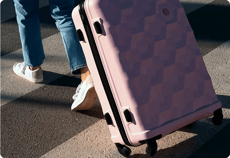 Person moving to a new country