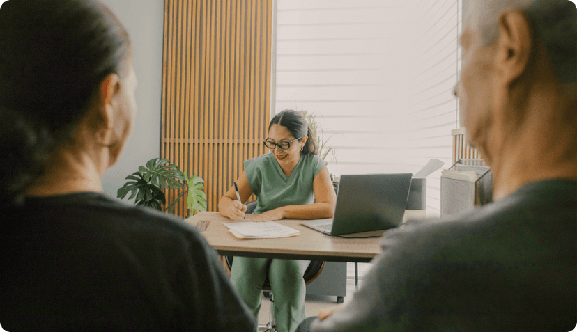 Couple signing up for public health insurance in Italy